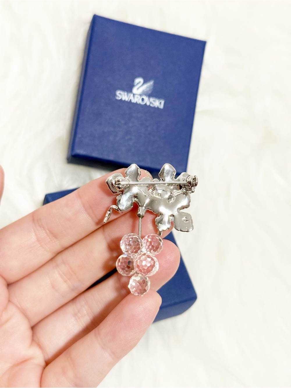 Swarovski Crystal Memories Silver Tone Grapes Brooch🥳🥳❌❌ - Picture 4 of 7